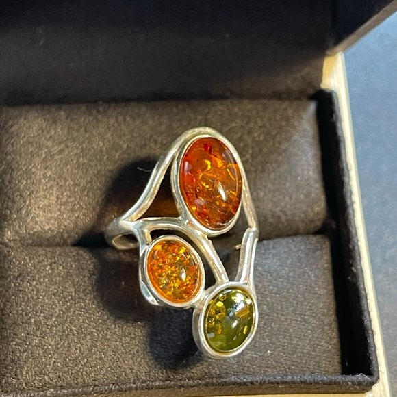 Multi Stone Amber Ring | Size 9 - Picture 3 of 4
